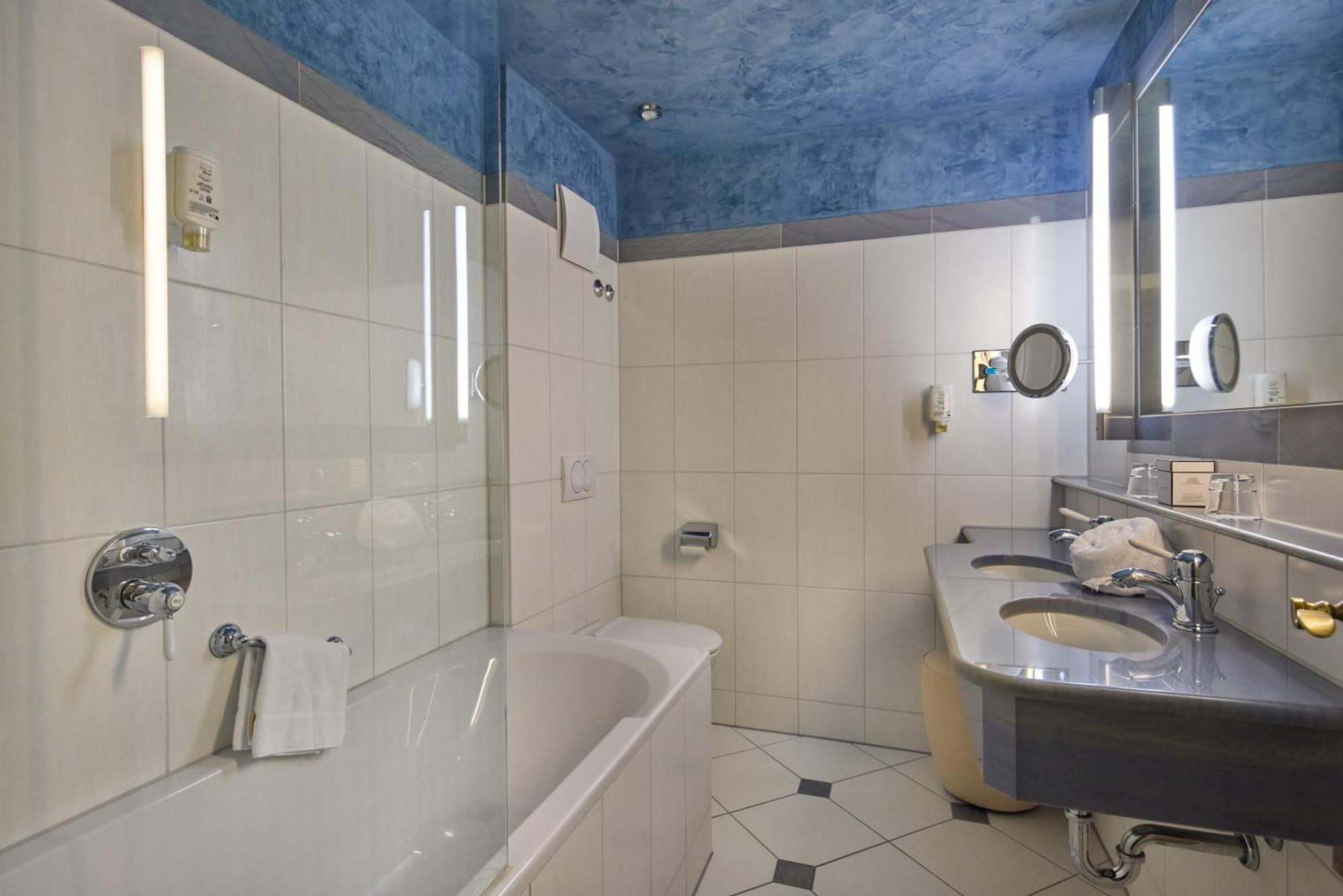 Trip Inn Hotel Der Adelshof Швебіш-Галль Екстер'єр фото
